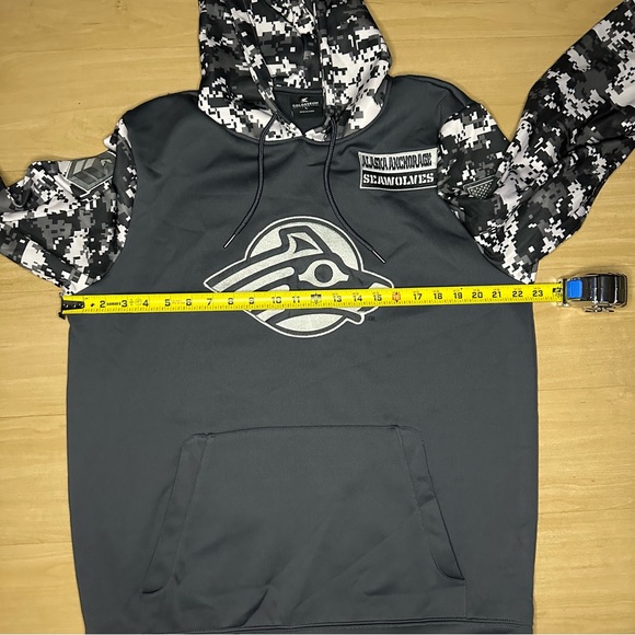 Men's Colosseum Charcoal Alaska Anchorage Seawolves Military Appreciation Camo L - Picture 11 of 12